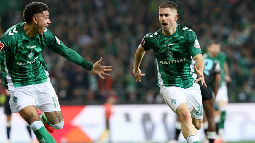 Leeds negotiate to sign even better deal than Schmidt