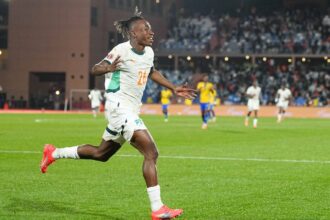 Manchester United make surprising January offer to sign Yann Diomande; he is worth over £85m