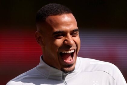 Manchester United ready to sign £26m defender