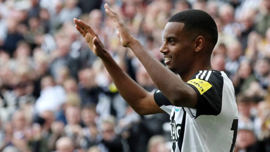 Newcastle lead battle to sign new Isak, bad news for Waltemade