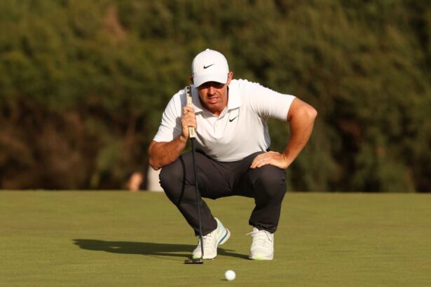 Rory McIlroy opens Dubai Desert Classic with an eight-stroke lead over Molinari