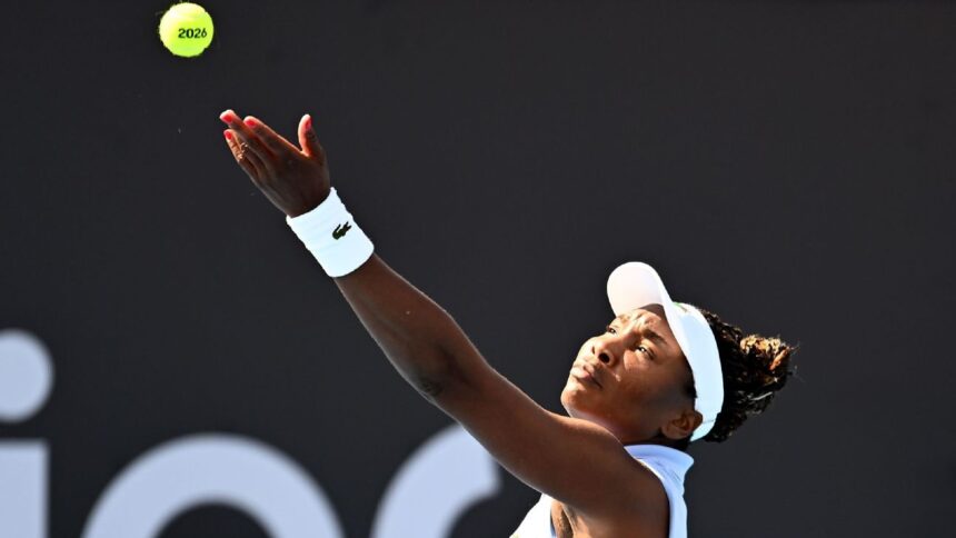 Venus Williams loses in first round of Hobart International