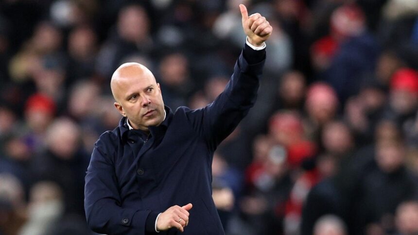 Liverpool manager Arne Slott talks about possible transfer after Champions League win over Qarabag (video)