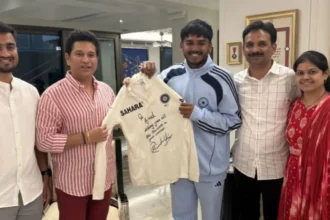 Ayush Mhatre with Sachin Tendulkar