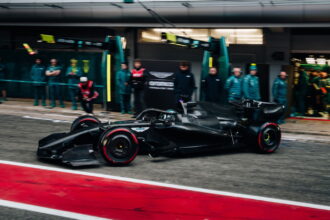 Adrian Newey boldly claims 2026 Aston Martin F1 car 'has never been done before'