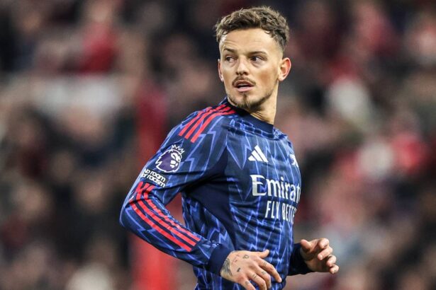 Arsenal are planning to sign Michael Kayode in a surprise move this summer. He could replace White.