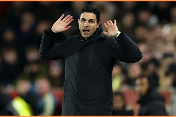 Arsenal manager Mikel Arteta reacts during the draw vs Brentford