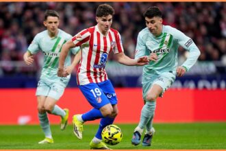 Julian Alvarez in action for Atletico Madrid vs Real Betis