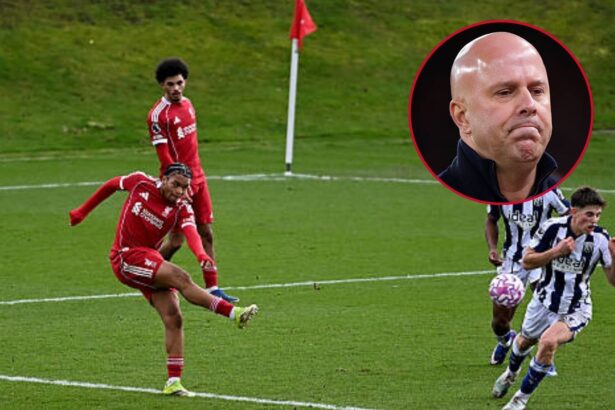 Rio Ngumoha takes a shot with overlay of arne slot