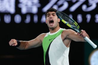 Carlos Alcaraz beats Novak Djokovic in Australian Open final