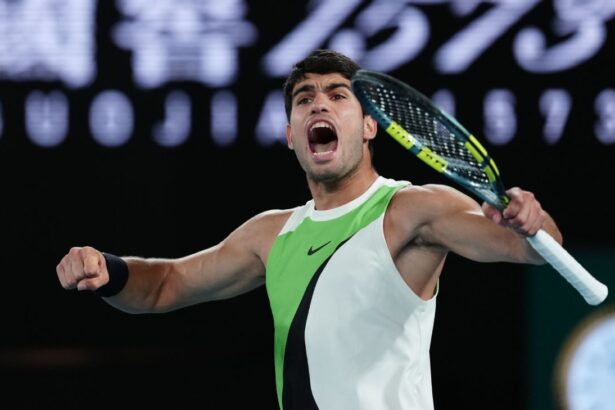 Carlos Alcaraz beats Novak Djokovic in Australian Open final