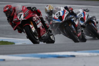 Ducati World SBK rider suffers from 'worst feeling' on new Panigale V4 R