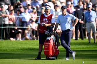 Eye of the Tiger: Justin Rose holds six-shot lead at Torrey Pines