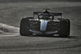 F1 Bahrain Test LIVE: Mercedes 1-2 after sandbag claim