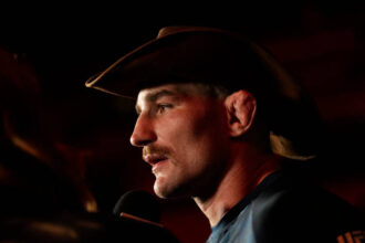 Former UFC champion says Sean Strickland's tip kick worked against Anthony Hernandez