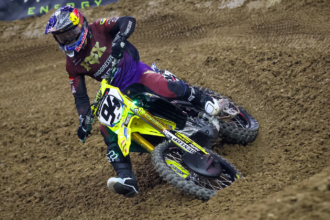 Ken Roczen wins Glendale AMA Supercross after points leader runs into trouble