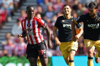 Le Bliss has handed gold to a Sunderland star who is now worth more than Diarra.