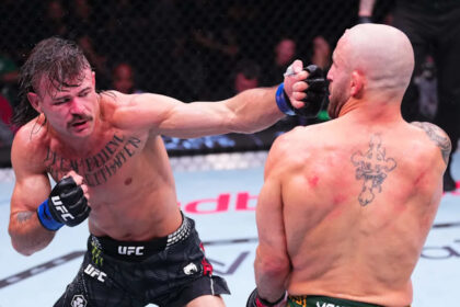 Diego Lopes falls short against Alexander Volkanovski at UFC 325