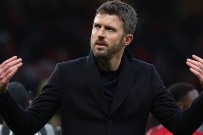 Manchester United aim to gain the upper hand in race to sign Aleksandar Stankovic