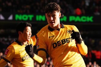 Nine years since leaving Elland Road, Leeds hero is now better than Strand Larsen