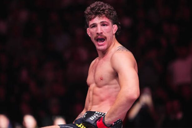 Quillan Salkilld Locks Up Rapid Submission Victory Over Jamie Mullarkey - UFC 325 Highlights