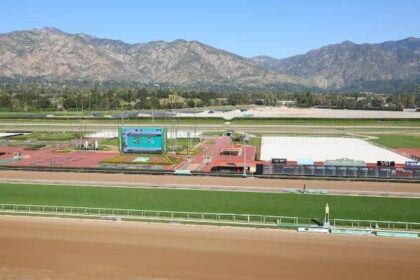 Santa Anita postpones Monday's holiday card due to approaching storm