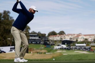 Scottie Scheffler is late again, but cuts Genesis