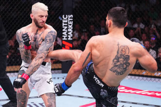 The MMA world praises Benoit Saint-Denis after his dominant win over Dan Hooker at UFC 325