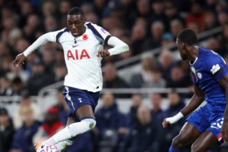 Tottenham's own Isaac could end Kolo Muani's Spurs career