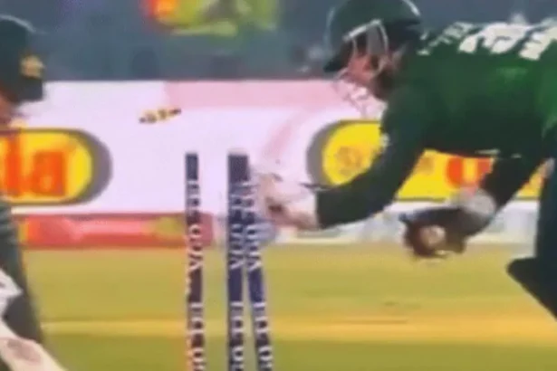 Blatant cheating! Pakistan umpires approve Khawaja Nafay’s false stumping to dismiss Punjab Kings star in PAK vs AUS T20I