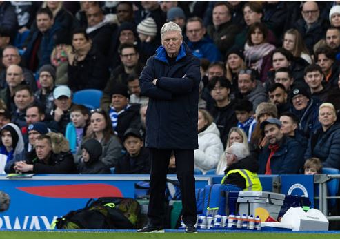 Moyes laments feeling uncomfortable at Everton's home after Manchester United defeat
