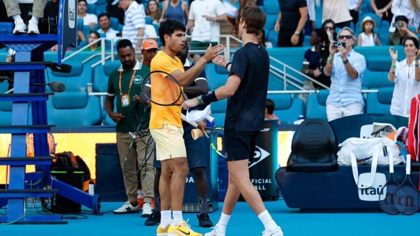 Alcaraz loses to Sebastian Korda in third round of Miami Open