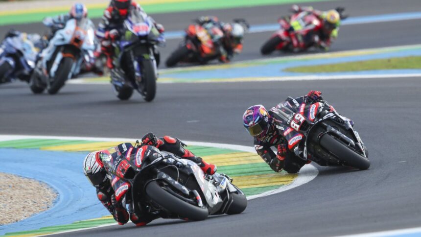 Marco Bezzecchi leads Jorge Martin, 2026 MotoGP Brazilian Grand Prix, Sprint. Credit: Gold and Goose.