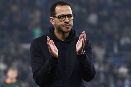 BlueCo's line-up is 4-2-3-1 He replaces Rosenya, who played 198 games for Chelsea.