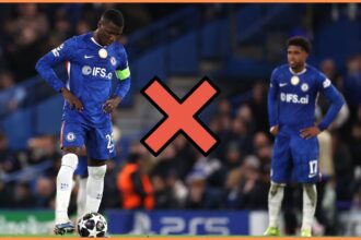 Chelsea players look dejected after defeat to PSG