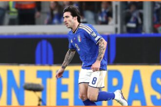 Sandro Tonali in action for the Italian national team