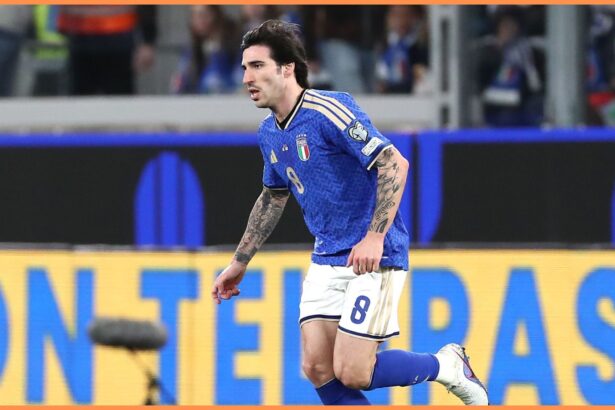 Sandro Tonali in action for the Italian national team