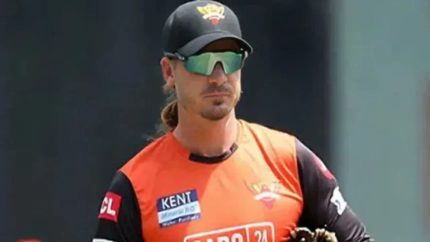 Dale Steyn Kartik Tyagi