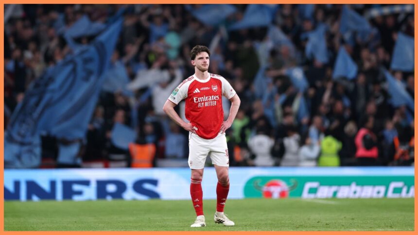 Declan Rice of Arsenal looks dejected after the team