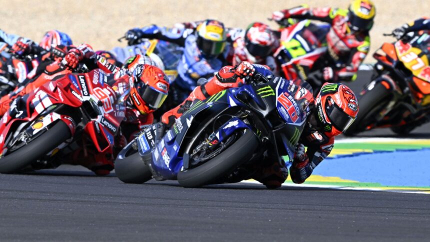 Fabio Quartararo, Marc Marquez, 2026 Brazilian MotoGP Sprint.