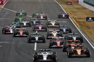Verstappen leads at the start of the 2025 Japanese Grand Prix