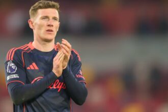 Howe must let go of £43m Newcastle star similar to Elliott Anderson last week