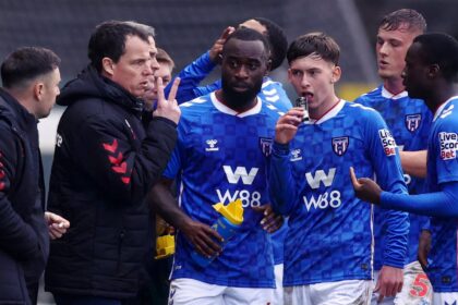 Le Bliss has to flop Sunderland after just 11 passes