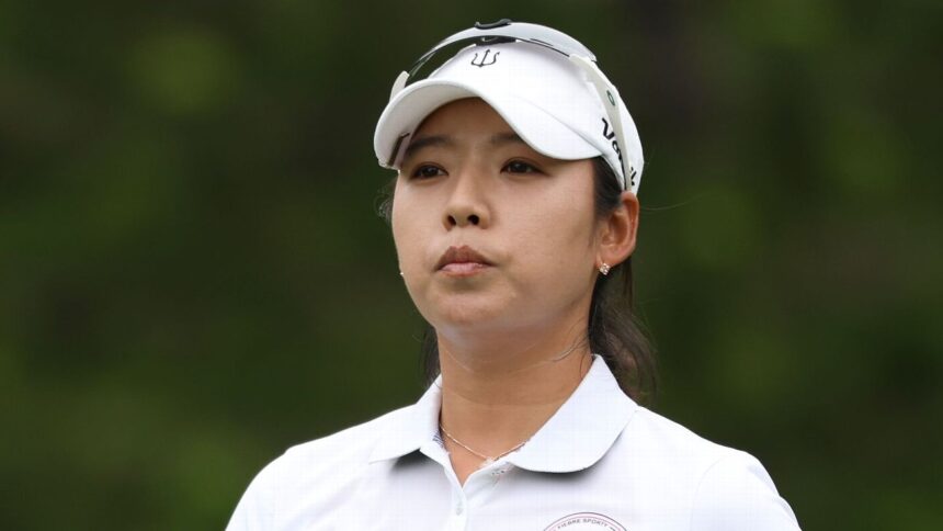 Li Mi-hyang leads China LPGA with bogey-free 66