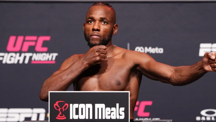 Manel Kape on the scale at the UFC Apex