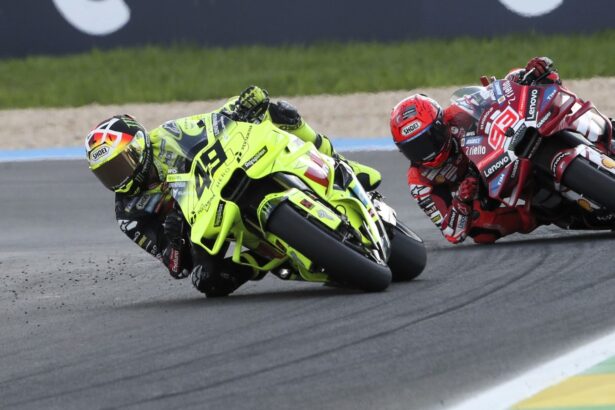 Fabio di Giannantonio, Marc Marquez battle, 2026 Brazilian MotoGP.