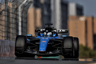 Both Williams were dumped out of Q1 in China