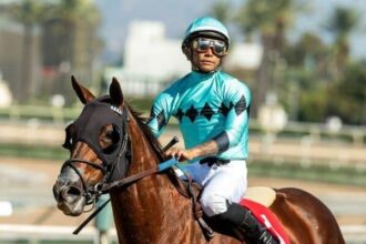 Oaklawn jockey Carmona is recovering from head and neck injuries