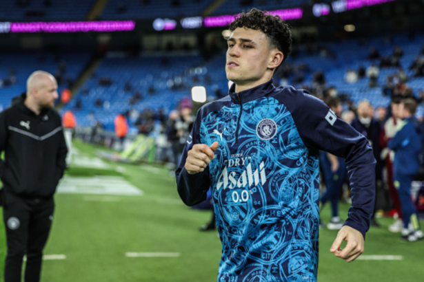 Do Manchester City have a big challenge for Phil Foden this summer?