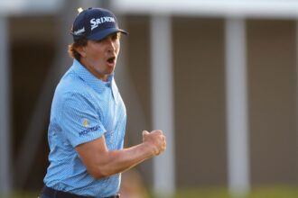 Shane Lowry's fall leads to Nico Echavarria's Cognizant win